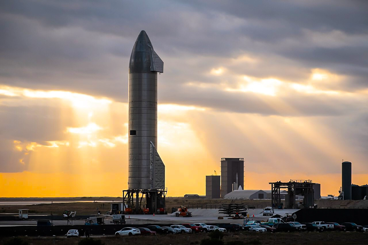 SpaceX pospone el primer vuelo de prueba del cohete Starship por problemas técnicos