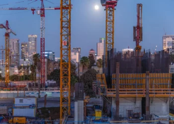 Tel Aviv acumula el 29% de viviendas nuevas sin vender en Israel