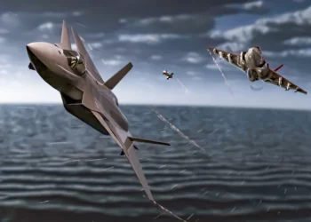 Caza chino J-20 rastrea aviones F-35 en el mar de China Oriental