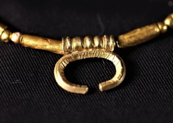 Contra el mal de ojo: Hallan joyas de oro en Jerusalén