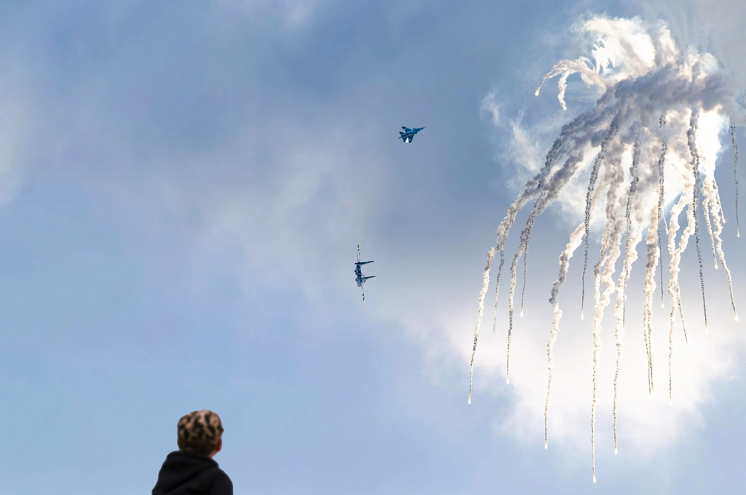 Su-34 ruso ataca y causa estragos en su propia ciudad