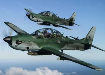 El A-29 Super Tucano no es un F-35, pero es un asesino en el cielo