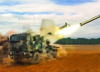 HIMARS aniquila granja avícola en Luhansk: 5 víctimas fatales y 19 heridos