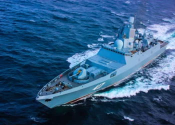 Enfrentamiento en el Mar Negro: Buque de guerra ruso Ivan Khurs escapa ileso de ataque ucraniano