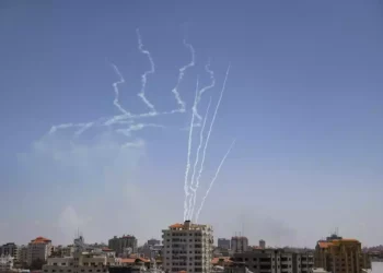 Las FDI destruyen posiciones de lanzamiento de la Yihad Islámica en Gaza