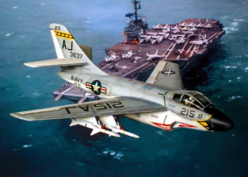 El caza legendario: el Douglas F3D Skyknight y su marca en la historia