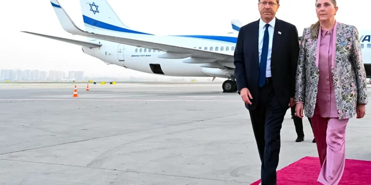 El presidente de Israel viaja a Azerbaiyán frente a la amenaza iraní