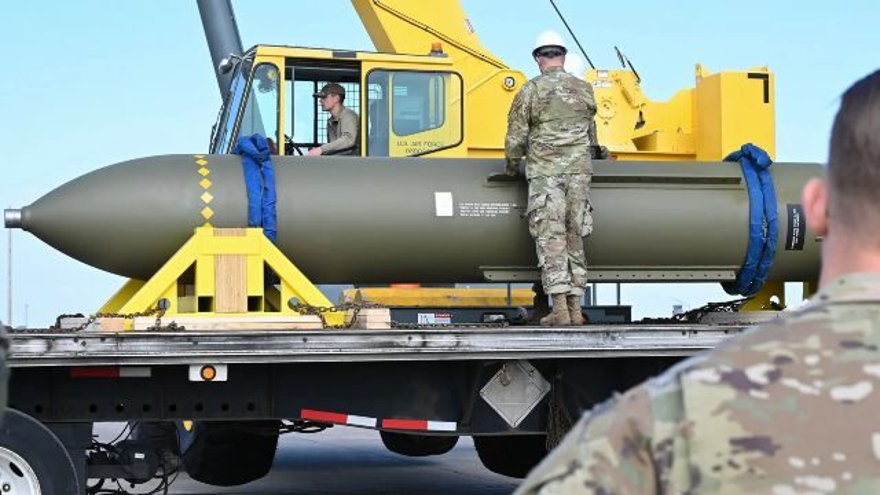 El F-15EX de Israel se prepara para llevar el devastador GBU-57, el arma antibúnker