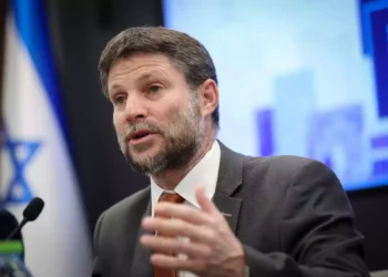 Smotrich a Lieberman: “No moviste ni un dedo cuando fuiste ministro de Defensa”