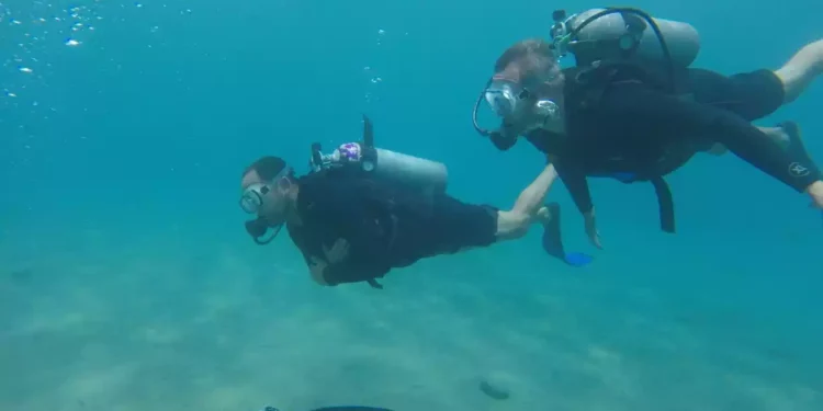 Un submarinista se ahoga en Eilat y otro resulta herido