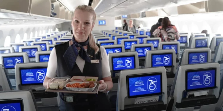 Aerolíneas israelíes revolucionan la comida contratando chefs profesionales