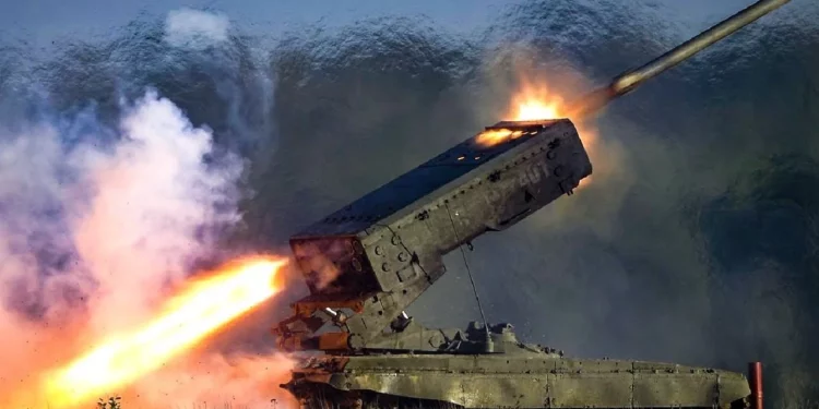 TOS-1A: El lanzacohetes ruso que está devastando Ucrania