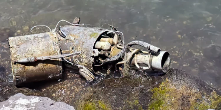 Pescadores israelíes sacan pieza de misil sirio del Kinneret