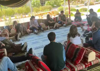Programa israelí ayuda a estudiantes rabínicos a expresarse sobre Israel