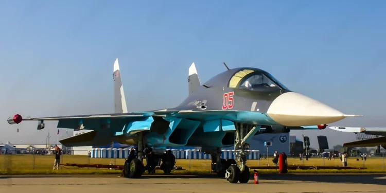 El cazabombardero ruso Su-34: un equilibrio entre caza y bombardero