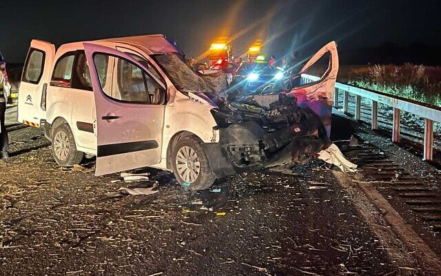 Secuelas del accidente de tráfico en la Ruta 6 el 5 de junio de 2023 (Servicios de Extinción de Incendios del Distrito Sur)