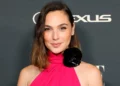 Gal Gadot recibe estrella en el Paseo de la Fama de Hollywood