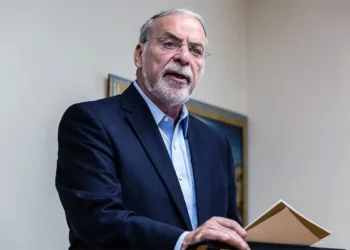 Veterano demócrata Dov Hikind se afilia al Partido Republicano