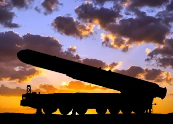 El S-550 ruso: Un cazador con los ojos en los ICBM
