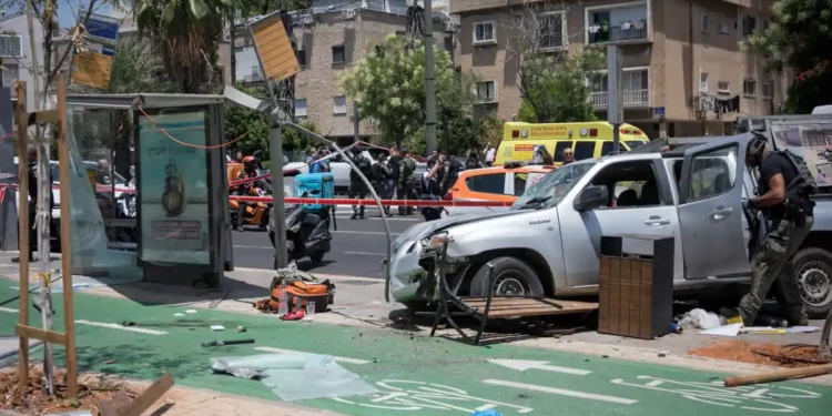 Condición crítica de dos mujeres tras ataque en Tel Aviv