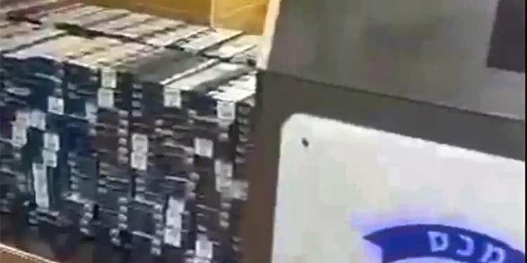 Pareja belga intenta introducir tabaco de contrabando en Israel