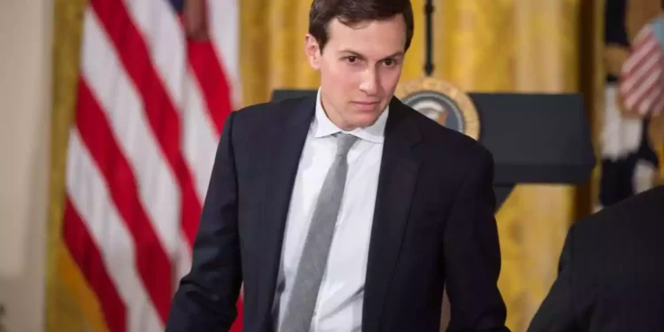 Jared Kushner negocia compra de acciones en Phoenix Agencies