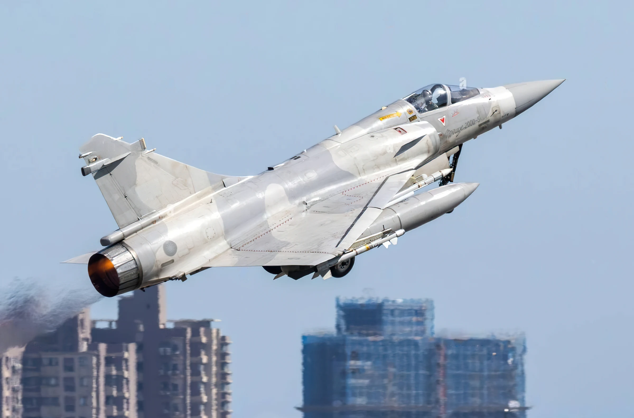 Taiwán busca extender vida útil cazas Mirage 2000