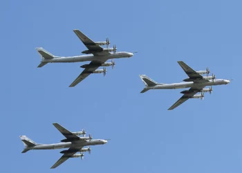 La fuerza aérea danesa intercepta bombarderos rusos