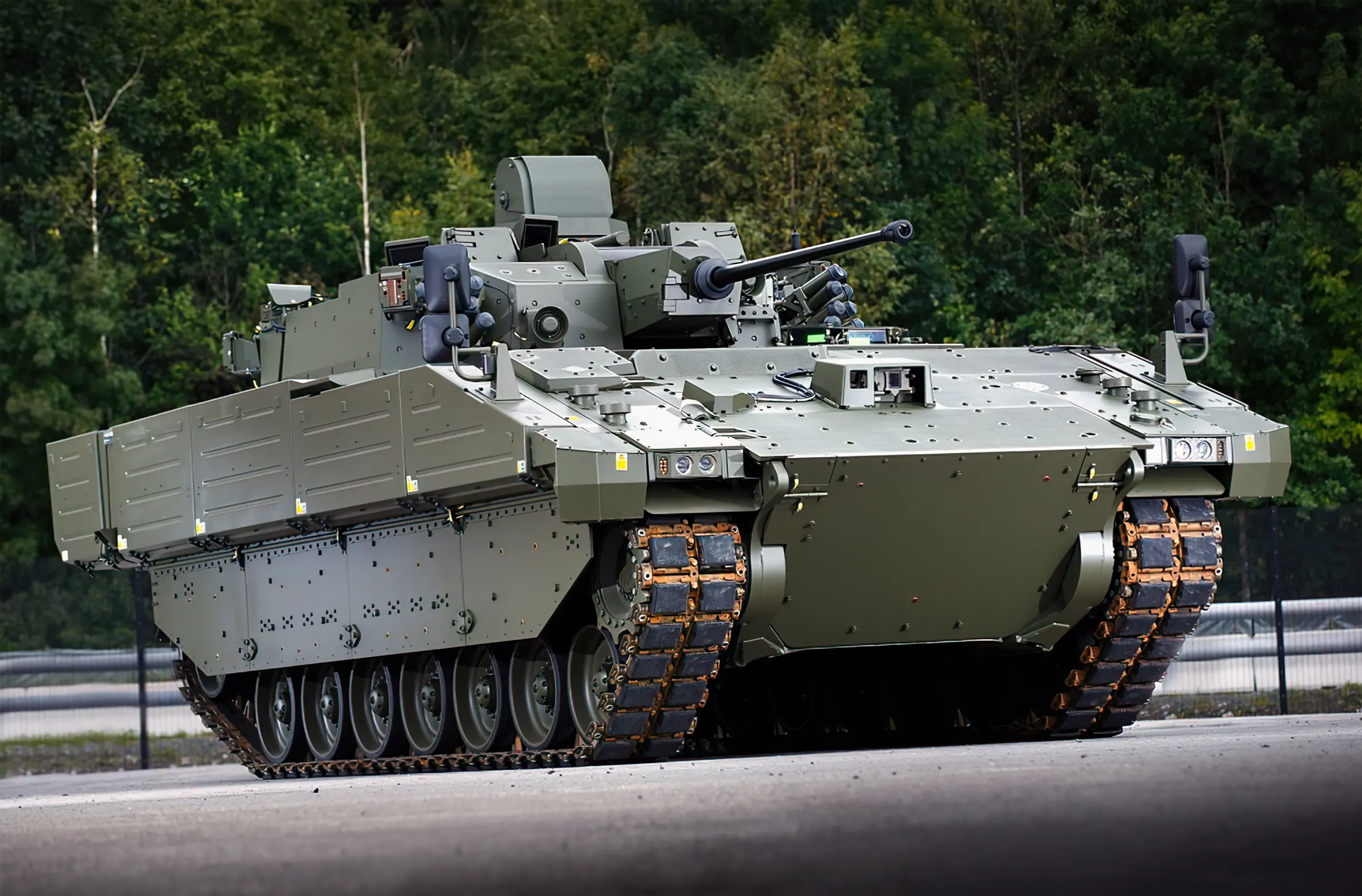 General Dynamics en DSEI presenta lo último en tecnología militar