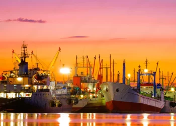 Líderes energéticos discuten el alza de crudo en APPEC Asia