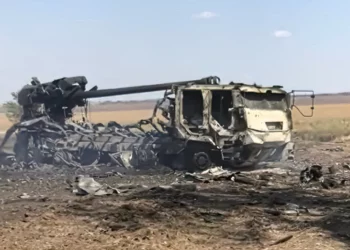 El “cadáver” de un Caesar SPH Tatra T815 en Ucrania