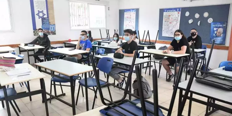 Estudiantes de secundaria anuncian huelga en todo Israel