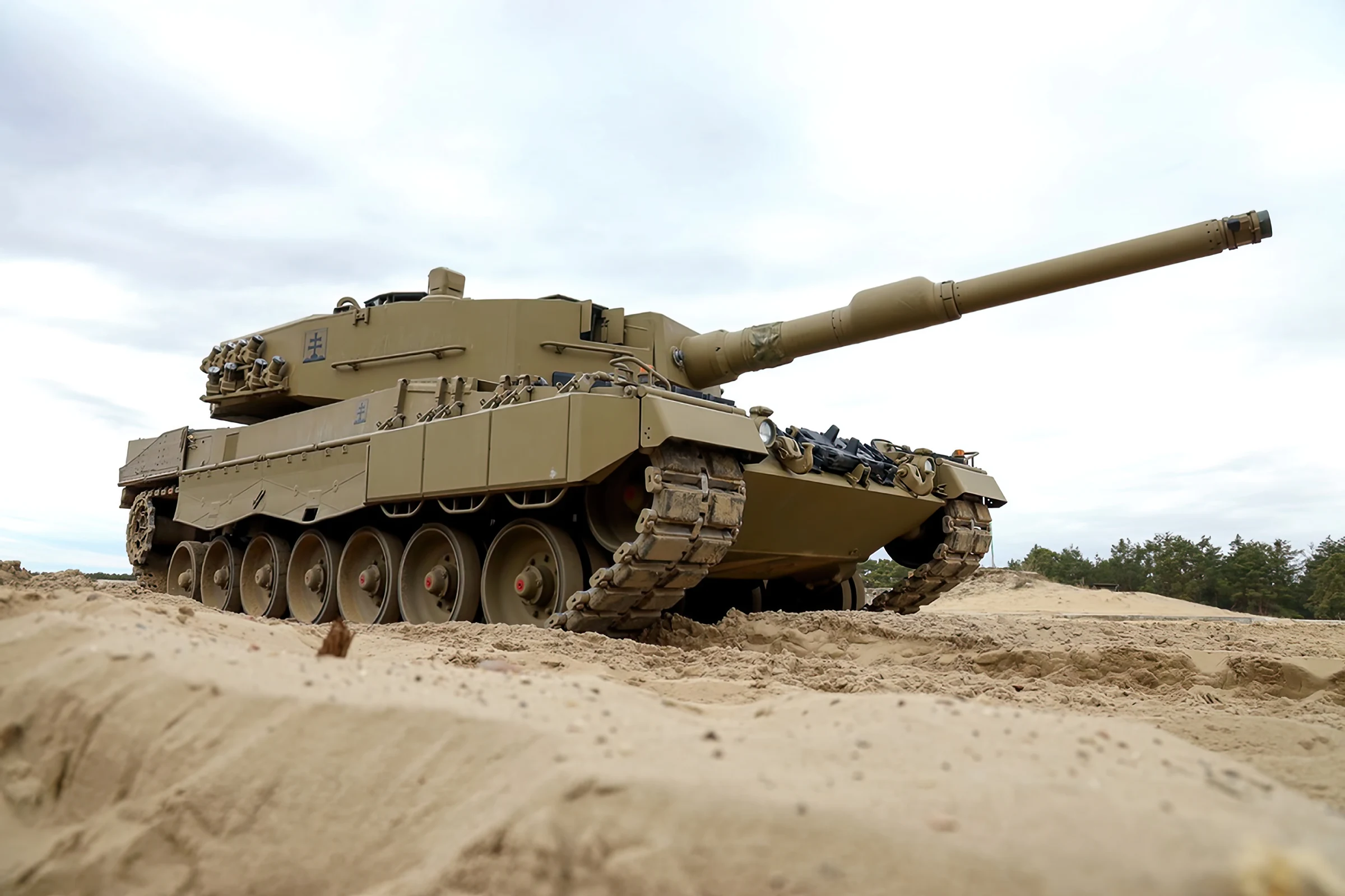 Ejército eslovaco recibe más tanques Leopard 2A4 de Alemania