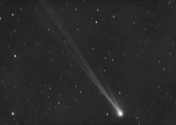 El cometa Nishimura se aproxima a la Tierra tras 400 años