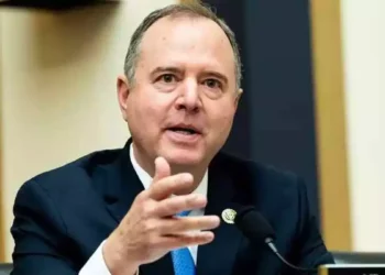 Representante Schiff critica el discurso antisemita de Abbas