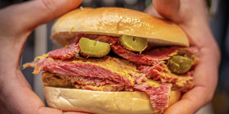 Resurgimiento del kashrut en Dublín: El éxito de Deli 613