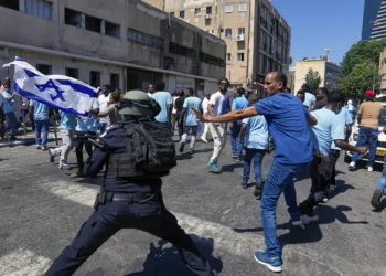 Policía grave tras disturbios de eritreos en Israel