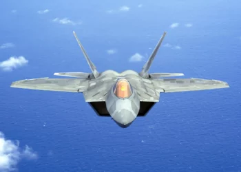 F-22 Raptor recibe refuerzo para guerra electrónica