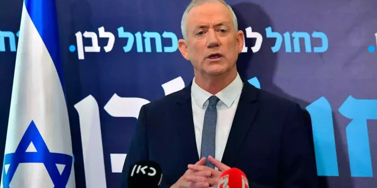 Benny Gantz critica los “ataques” a la fiscal general