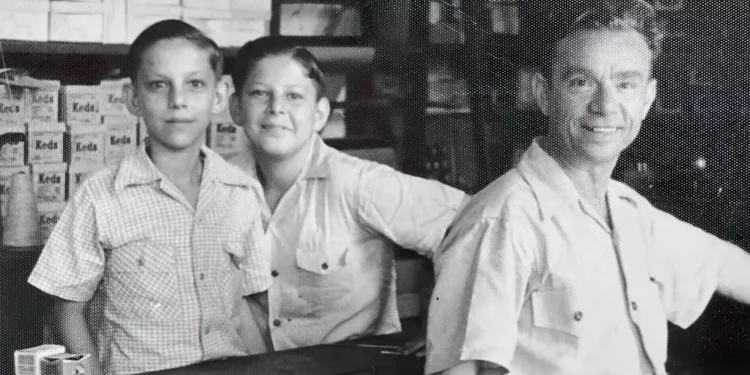 Juan Bradman, exiliado cubano-judío fallece a los 90 años