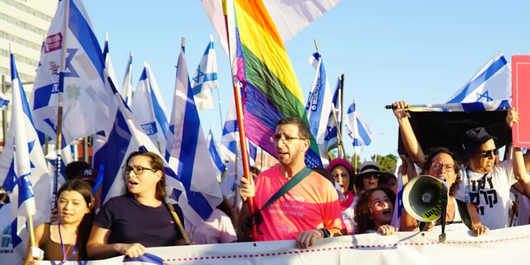 Izquierdistas israelíes protestan junto a la OLP ante la ONU