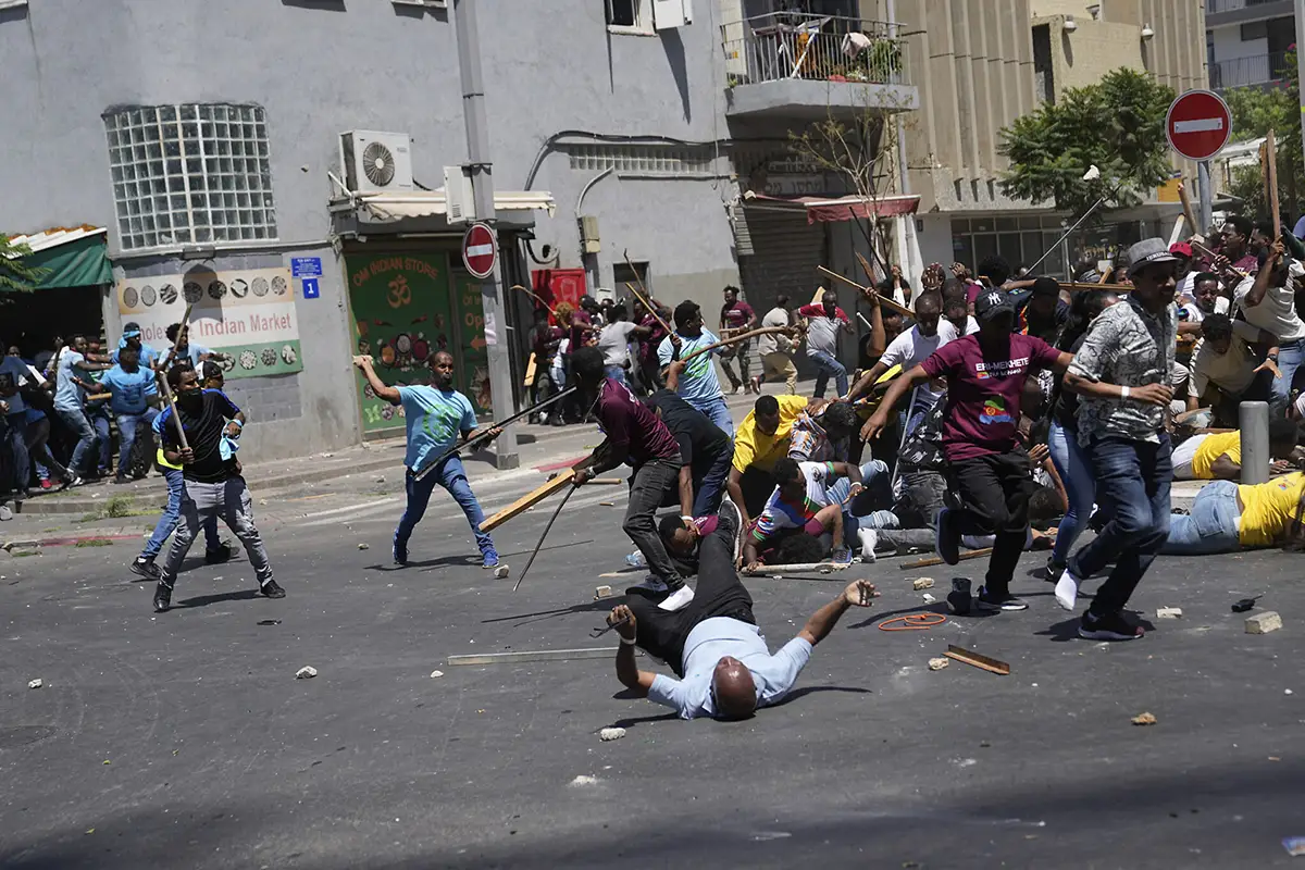 Choques entre eritreos en Tel Aviv dividen a la sociedad israelí