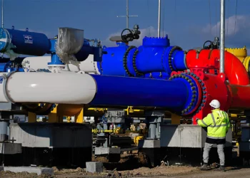 Rusia reduce precio de exportación del gas natural a partir de 2024
