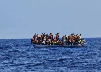 Ejército libanés salva a inmigrantes sirios de trágico naufragio