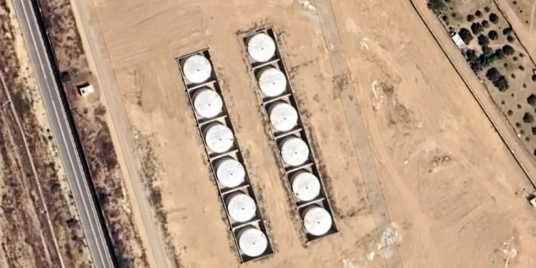 FDI: 500,000 litros de combustible en manos de Hamás en Gaza