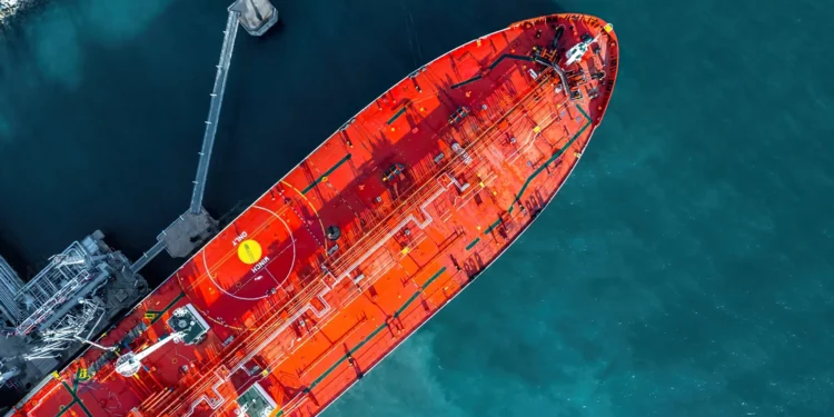 Importaciones de crudo ruso a la India aumentan un 80 %