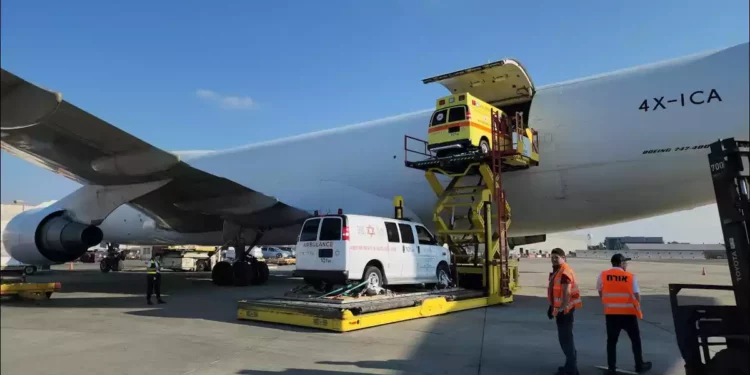 MDA en EE. UU. envía ambulancias para ayudar a Israel