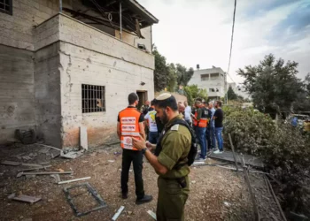 Ataque con cohetes a Jerusalén deja 7 heridos