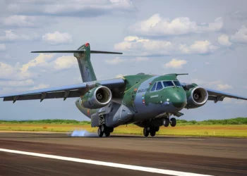 Embraer C-390 Millennium marca 10,000 horas de vuelo
