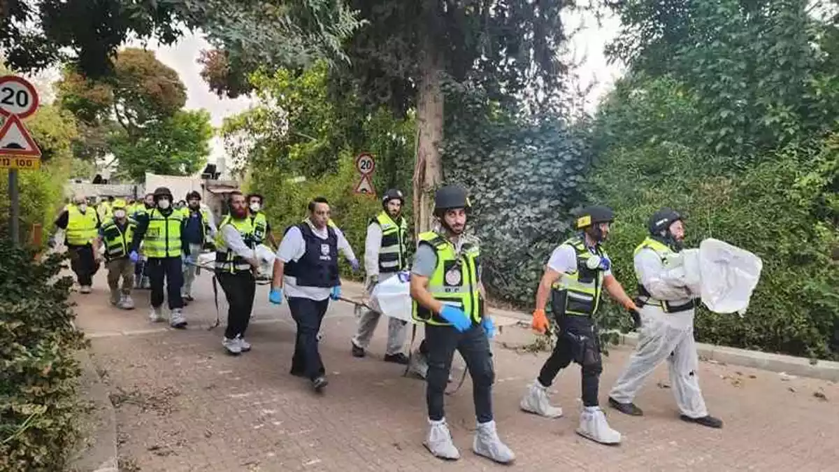 FDI se apresura a enterrar cadáveres de víctimas antes de Shabat
